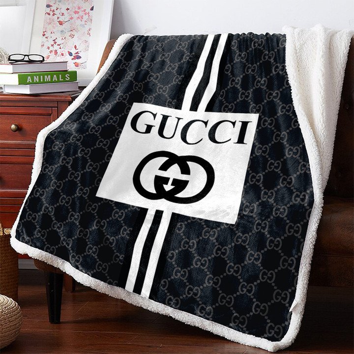 Gucci Luxury Brand Fleece Blanket 167