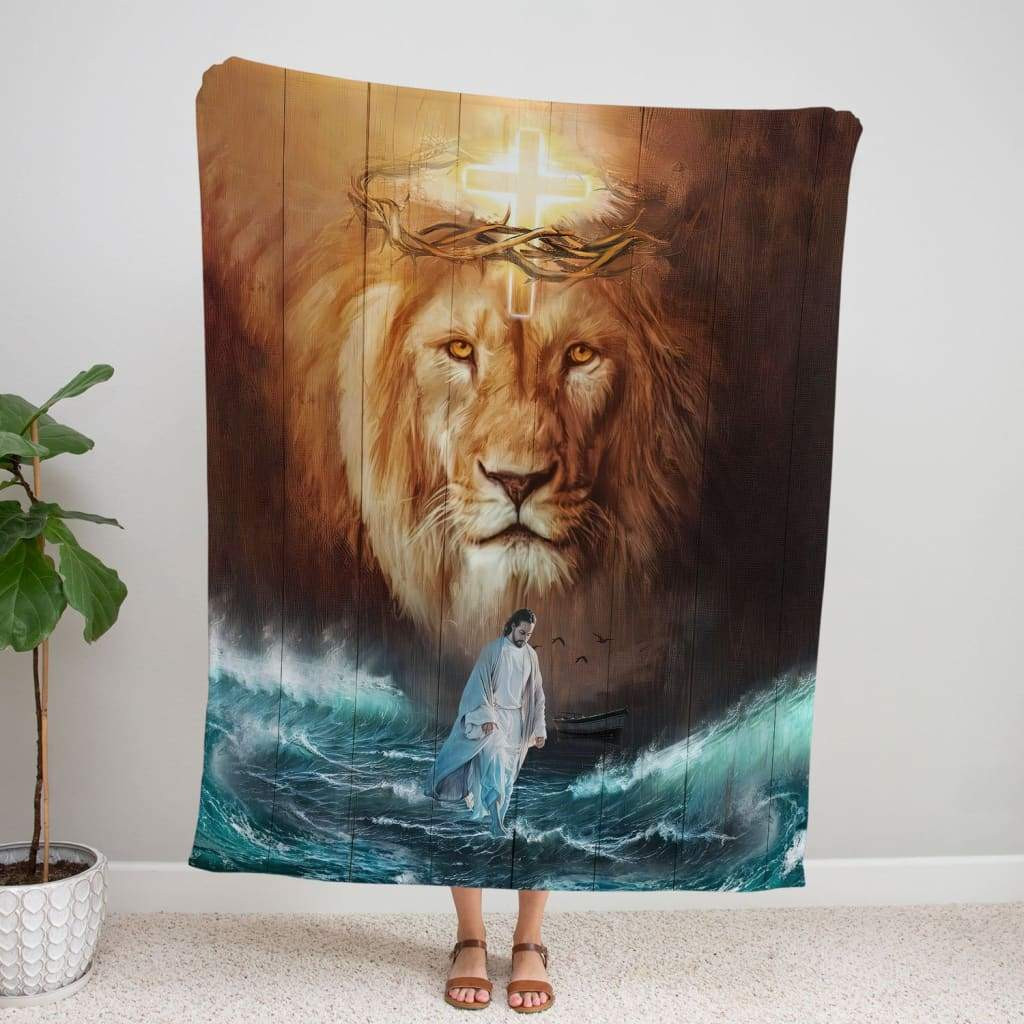 Jesus The Lion Of Judah Crown For Christ Christian Blanket