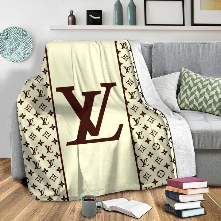 Louis Vuitton Beige Limited Editition Fleece Blankets 031