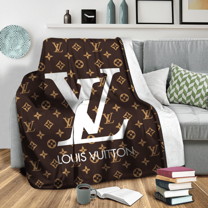 Louis Vuitton Big Logo Limited Editition Fleece Blankets 033