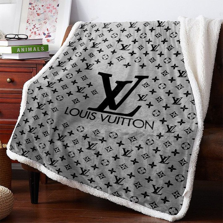 Louis Vuitton Gray Limited Editition Fleece Blankets 036