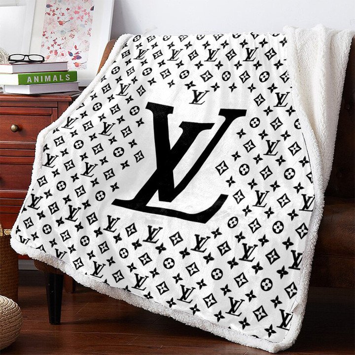 Louis Vuitton Limited Edition 3D Customized Fleece Blankets 38