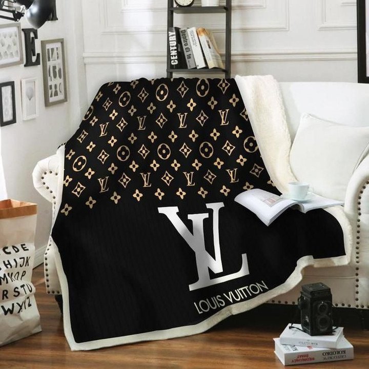 Louis Vuitton Limited Editition Fleece Blankets 003