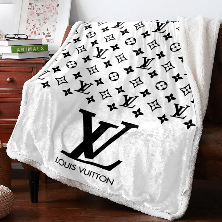 Louis Vuitton Limited Editition Fleece Blankets 004