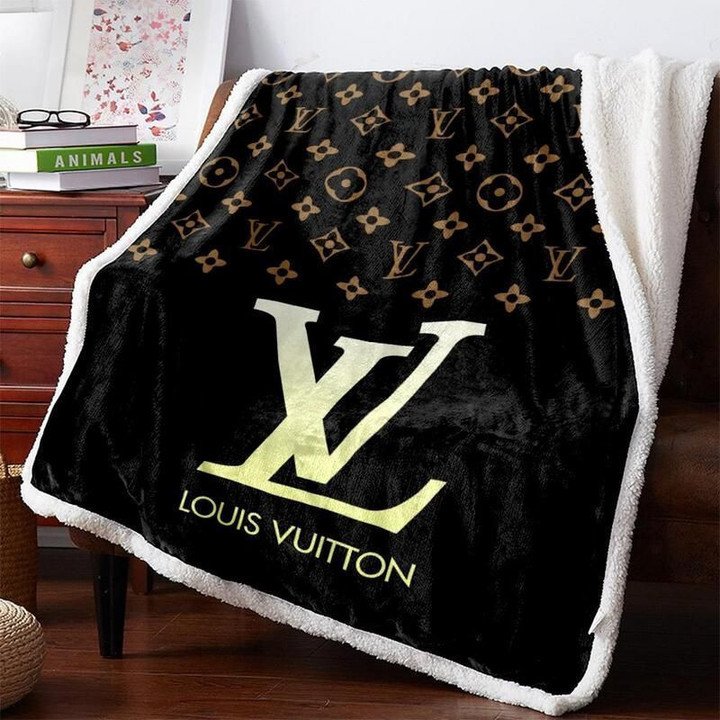 Louis Vuitton Limited Editition Fleece Blankets 005