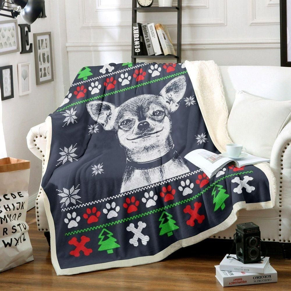 Lovely Dog Paw Bone And Tree Border Chihuahua Christmas Blanket