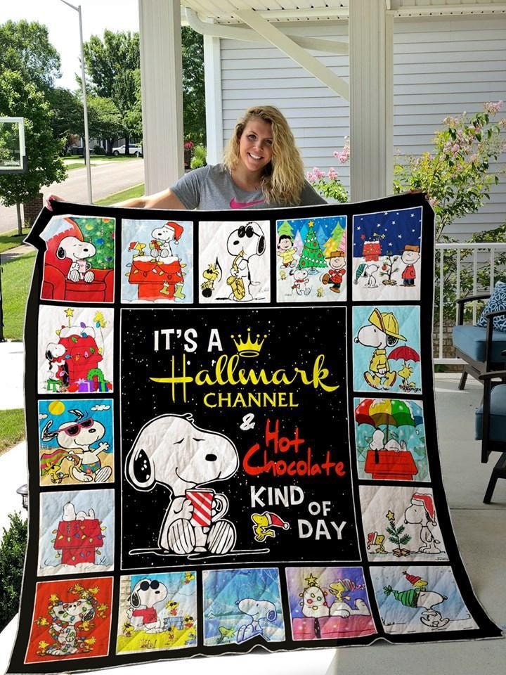 Personalized Gifts For Family Watching Christmas Blanket