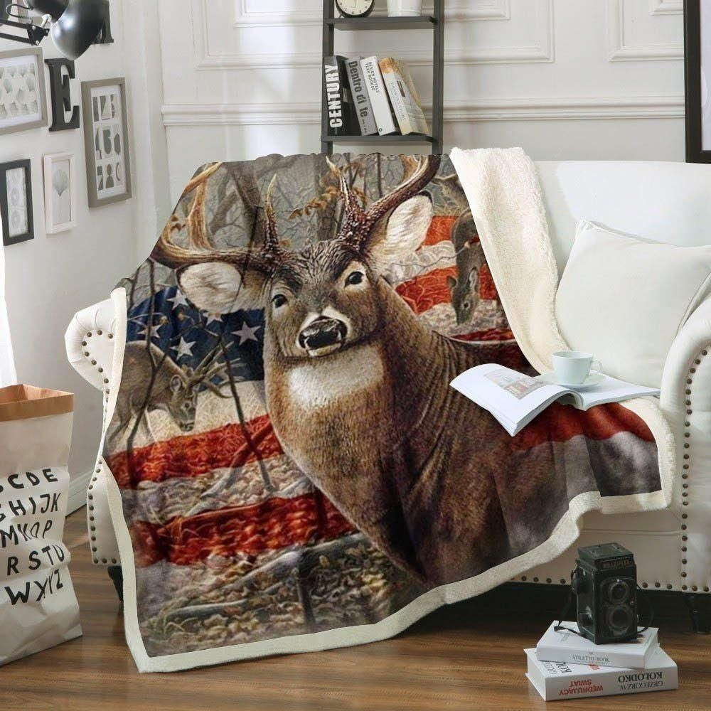 Retro Hunting USA Flag Throw Blanket