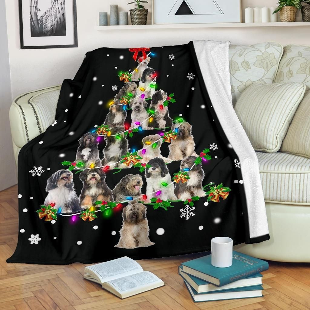 Tibetan Terrier Christmas Tree Winter Holiday Decoration Throw Blanket