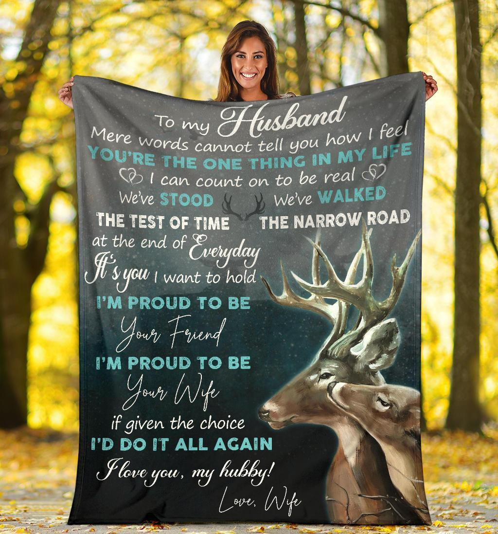 To My Husband I am proud to be your wife hunting deer family wife Throw Blanket