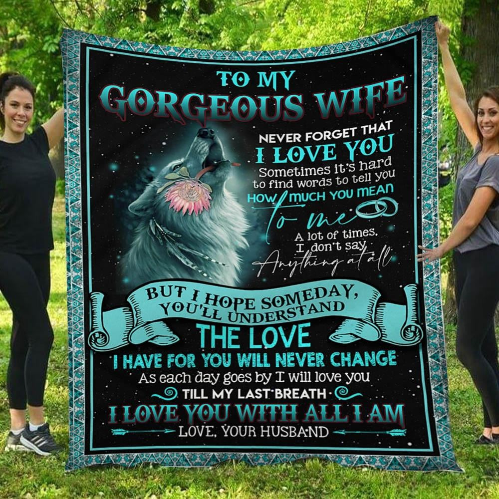 To My Wife I Love You With All I Am Wolf Black Green Throw Blanket