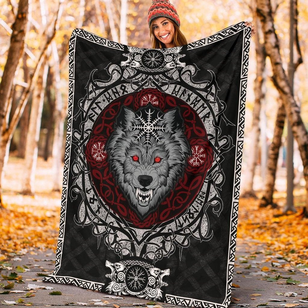 Viking Wolf With Helm Of Awe Viking Throw Blanket