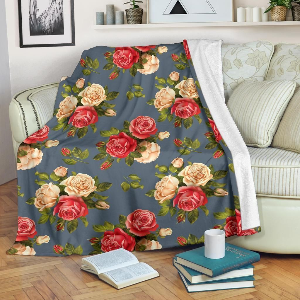 Wild Rose Pattern Vintage Throw Blanket