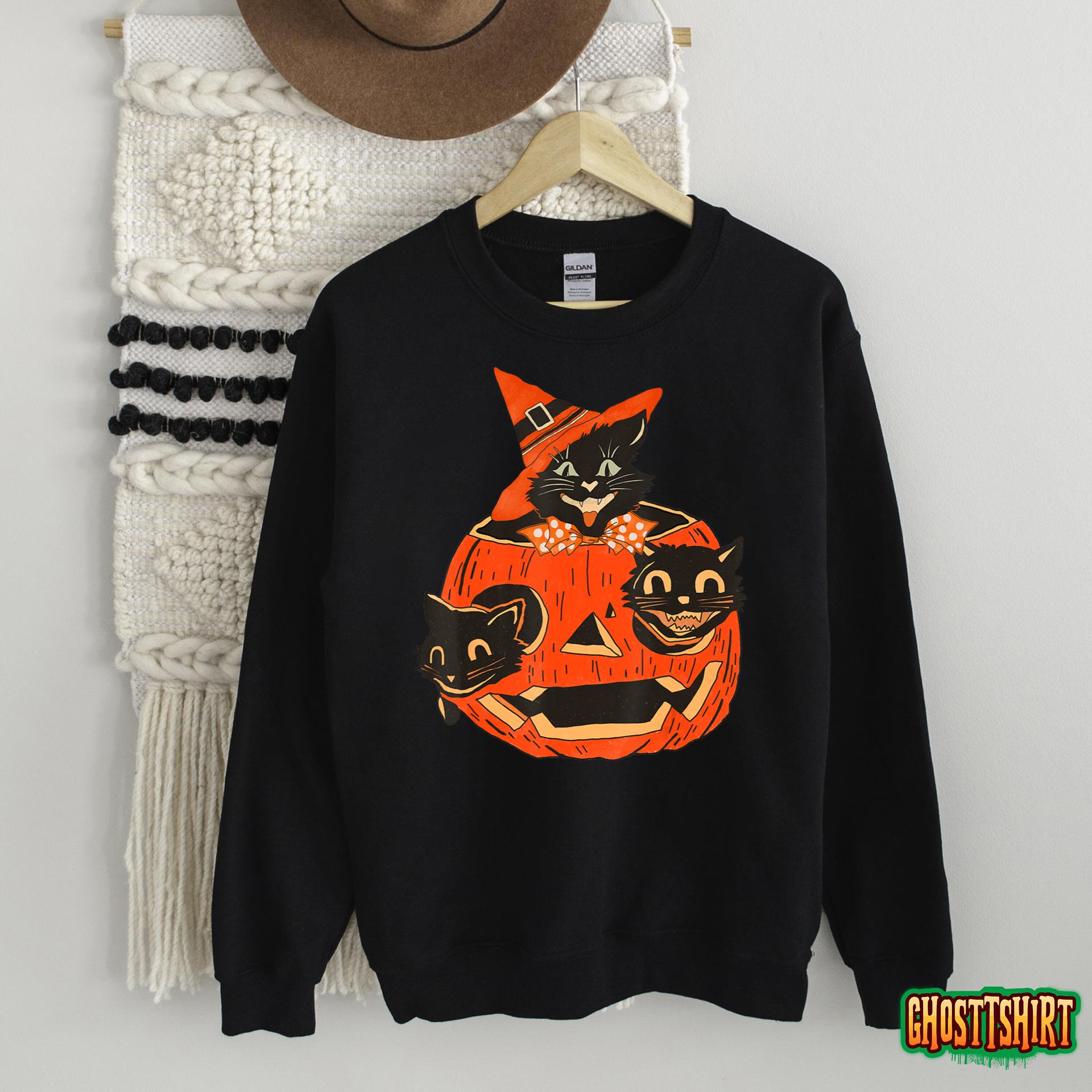 3 Cats Pumpkin Carved Jack O Lantern Cat Halloween Costume T-Shirt