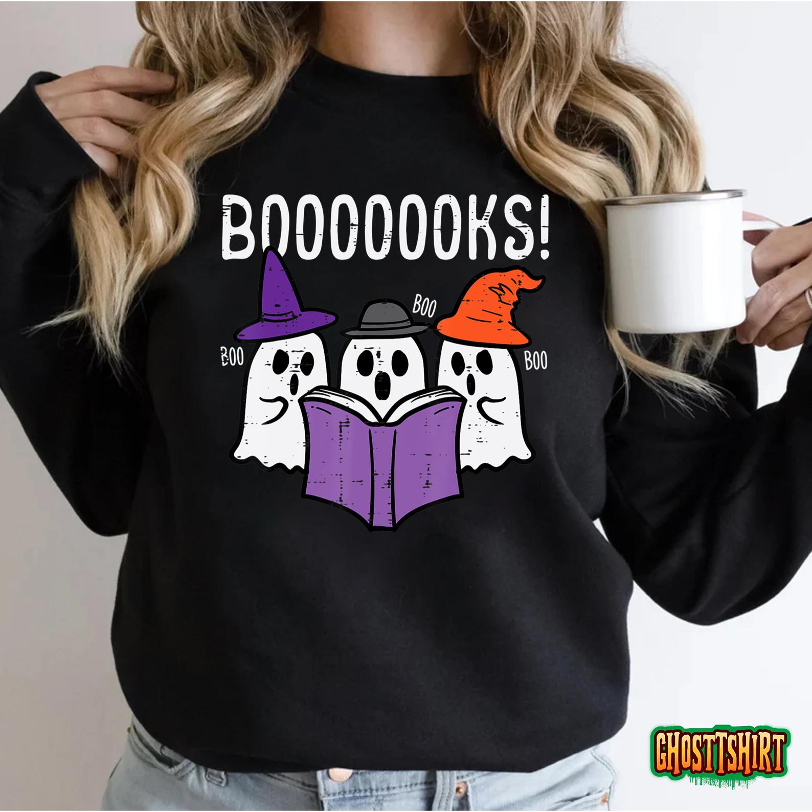 Boooks Ghosts Reading Book Retro Halloween Teacher Librarian T-Shirt