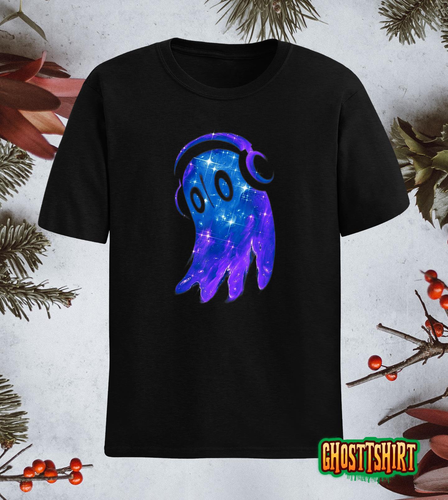 Cute Ghost Wearing Headphones Halloween Funny Ghost T-Shirt