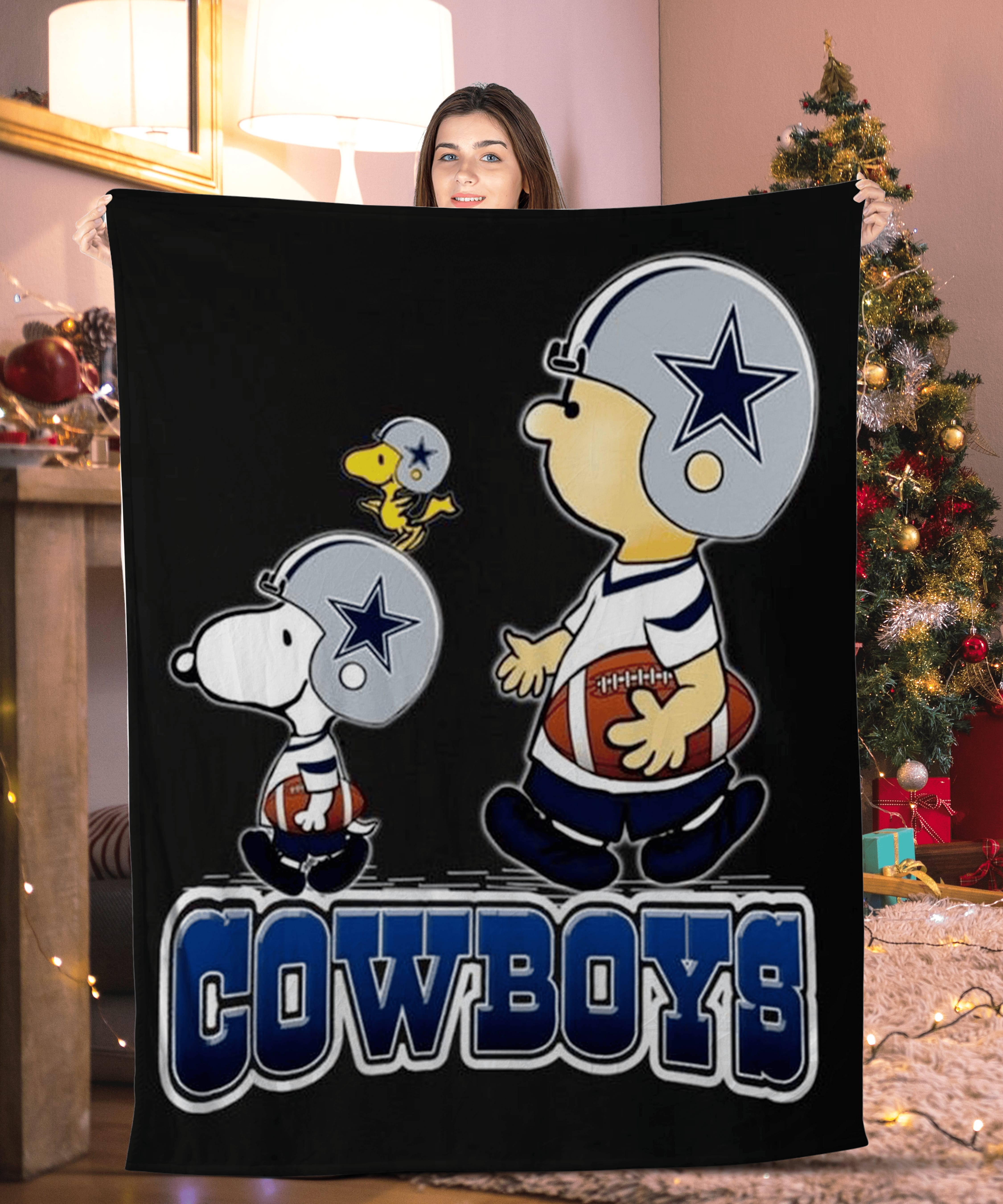 Charlie Brown, Snoopy And Woodstock Dallas Cowboys Blanket