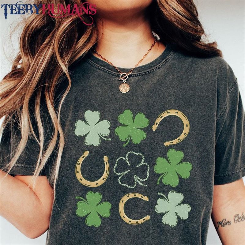 Comfort Colors Shamrocks St Patrick’s Day T-Shirt Shamrock Shirt Hoodie