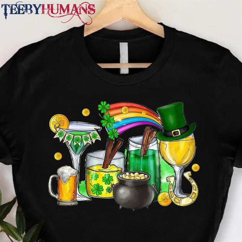 Drinking St Patrick’s Day Gift For Wine Lover Glasses With Pot Of Gold Shirt Classic Hoodie