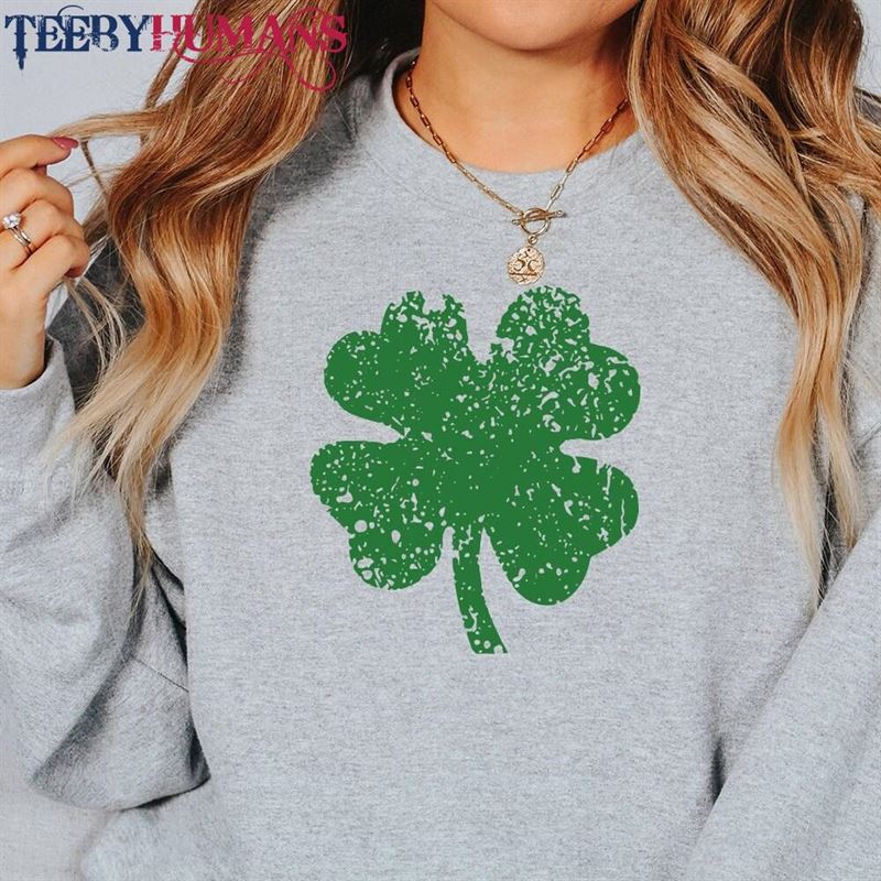 Four Leaf Clover T-Shirt Funny St Patrick’s Day Gift Classic Unisex