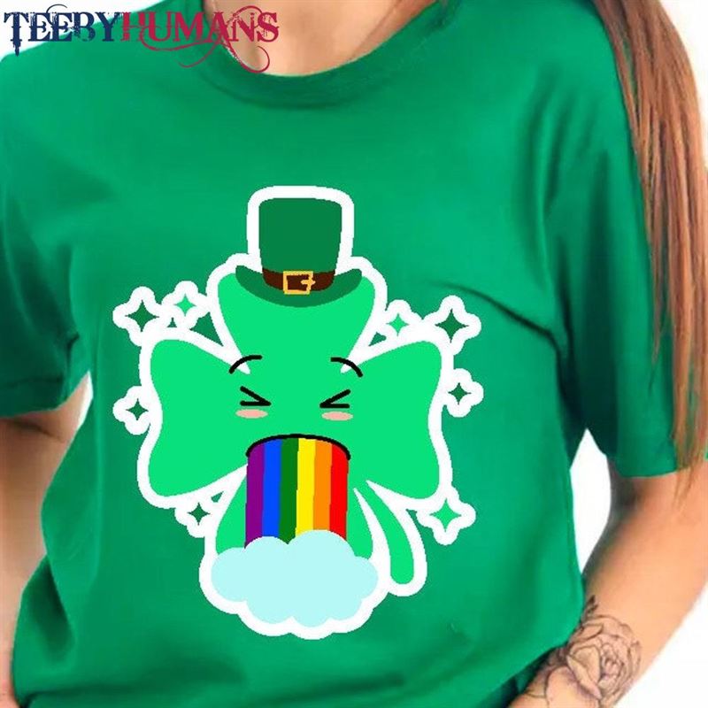 Funny Lgbtq St Patricks Day T-Shirt Lesbian Saint Paddys Gift Shirt Lucky Irish Pride Tee Classic