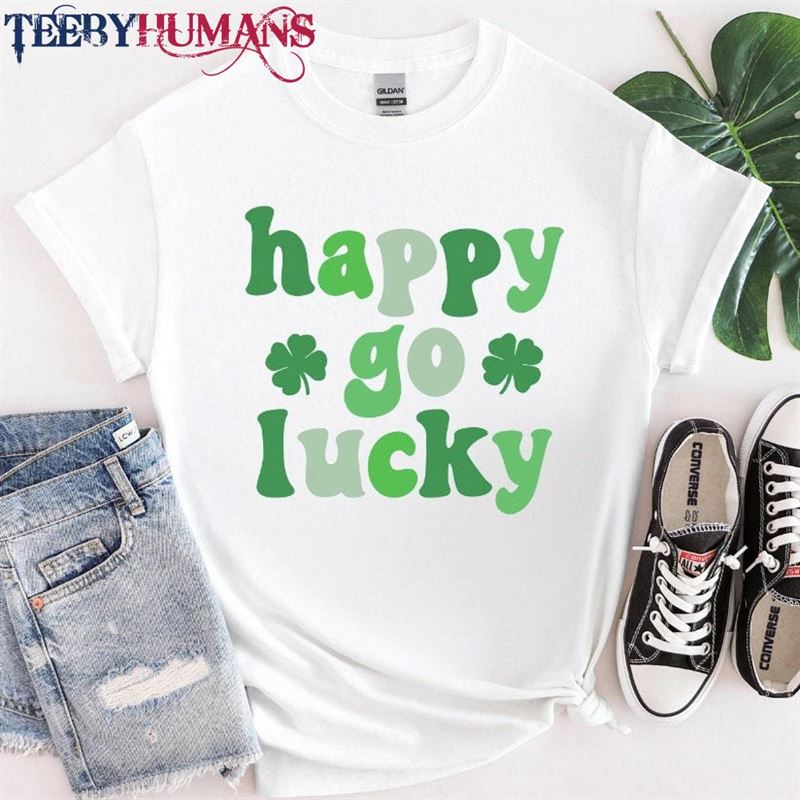 Happy Go Lucky Shirt St Patricks Day Retro Patty Sweatshirt Classic