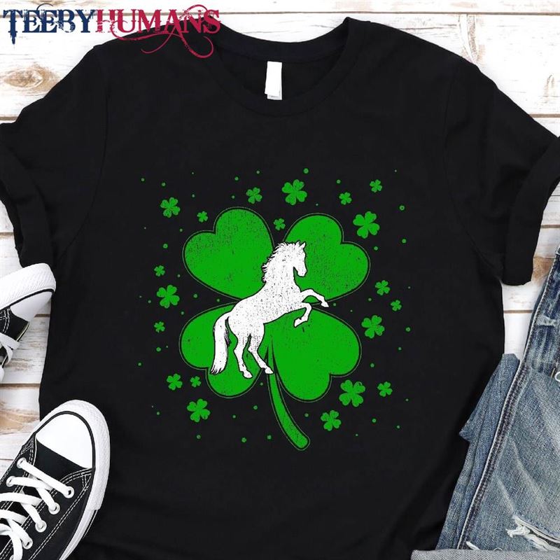 Horse Racing St Patrick’s Day Lover Shirt Irish T-Shirt Hoodie Classic