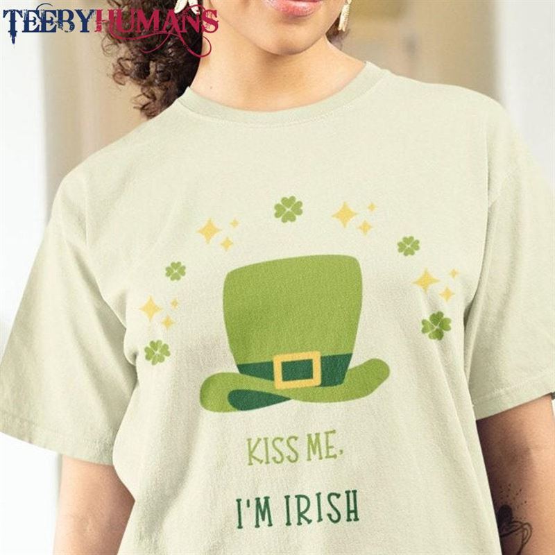 Kiss Me I’m Irish Unisex Tee St Patrick Sweatshirt