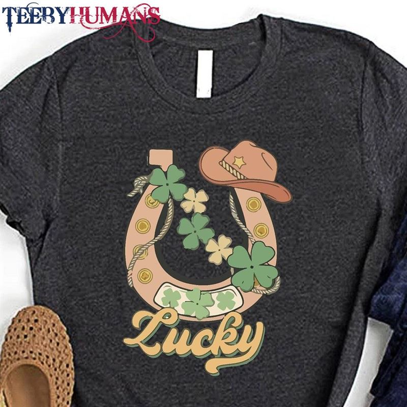 Lucky Retro Shirt St Patricks Day Gift Horseshoe T-Shirt Unisex