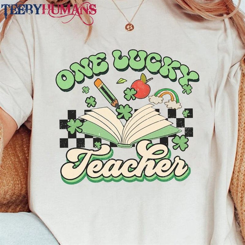 One Lucky Teacher Shirt Retro Groovy St Patricks Day Unisex T-Shirt