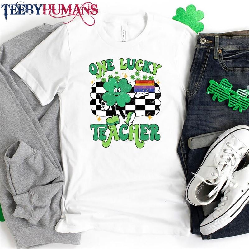 One Lucky Teacher Shirt St Patricks Day Retro Unisex T-Shirt