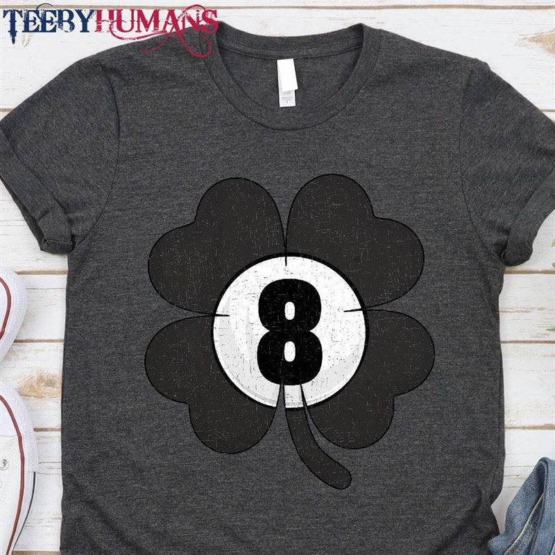 Retro Billiard Ball Shamrock Gift Snooker St Patrick’s Day T-Shirt Classic Hoodie