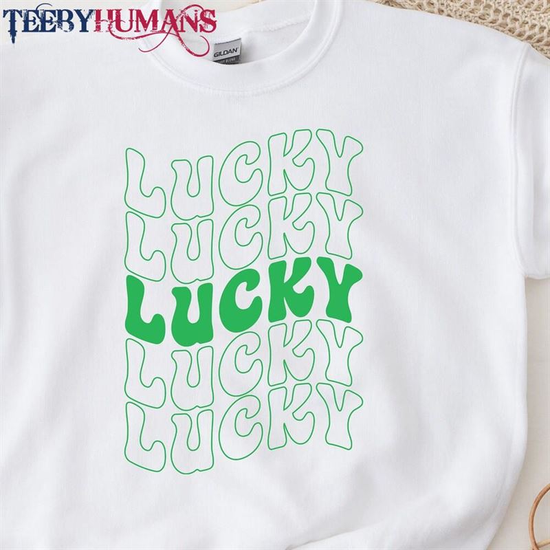 Retro Lucky Shirt St Patricks Day T-Shirt Sweatshirt