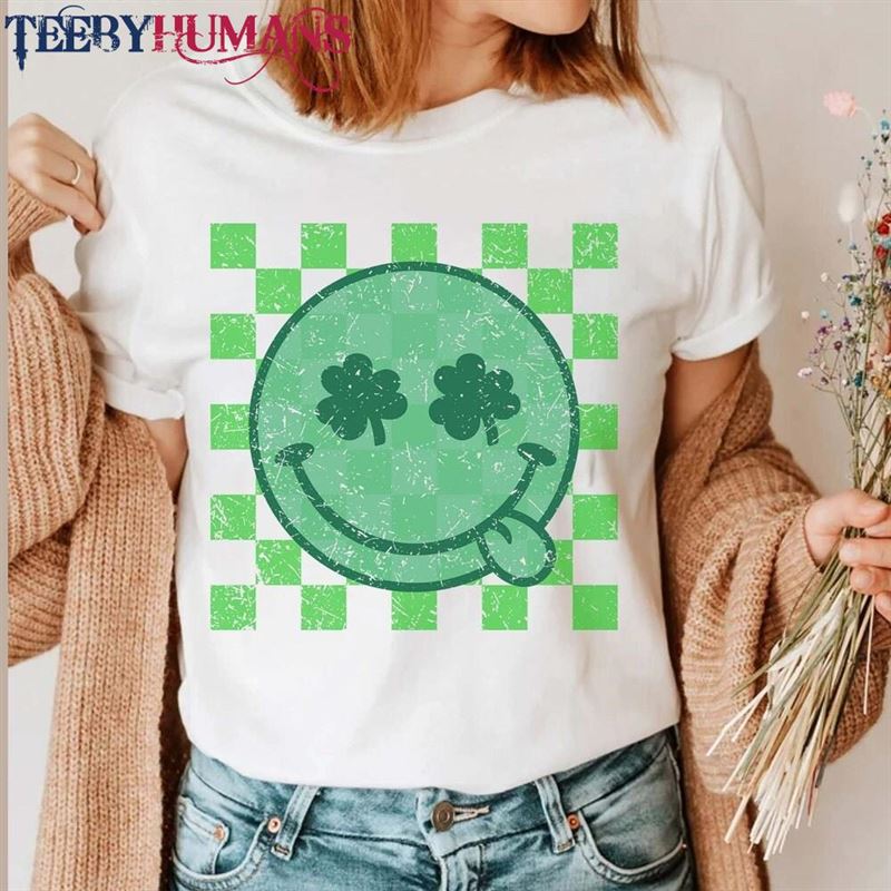 Smiley St Patricks Shirt Day Sweatshirt Shamrock Unisex