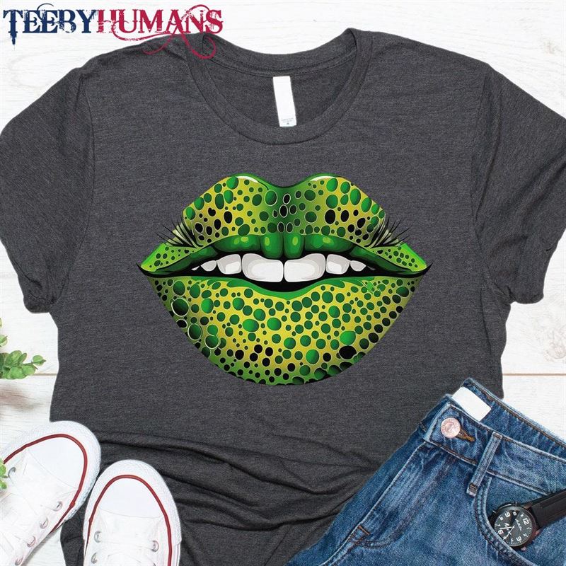 St Patricks Day Lips Shirt Irish Kiss Leopard Women Gift Unisex Hoodie