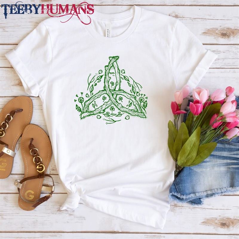 St Patrick’s Day Shirt Celtic Knot Hoodie T-Shirt