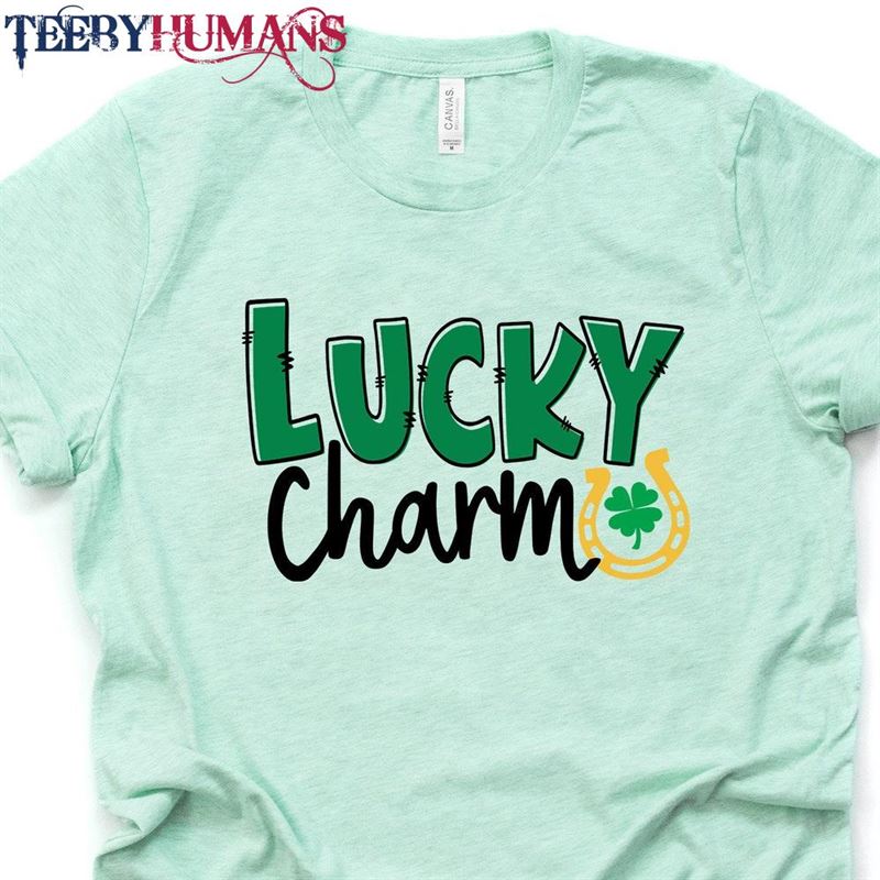 St Patrick’s Day Tee Lucky Charm Horseshoe Classic Sweatshirt