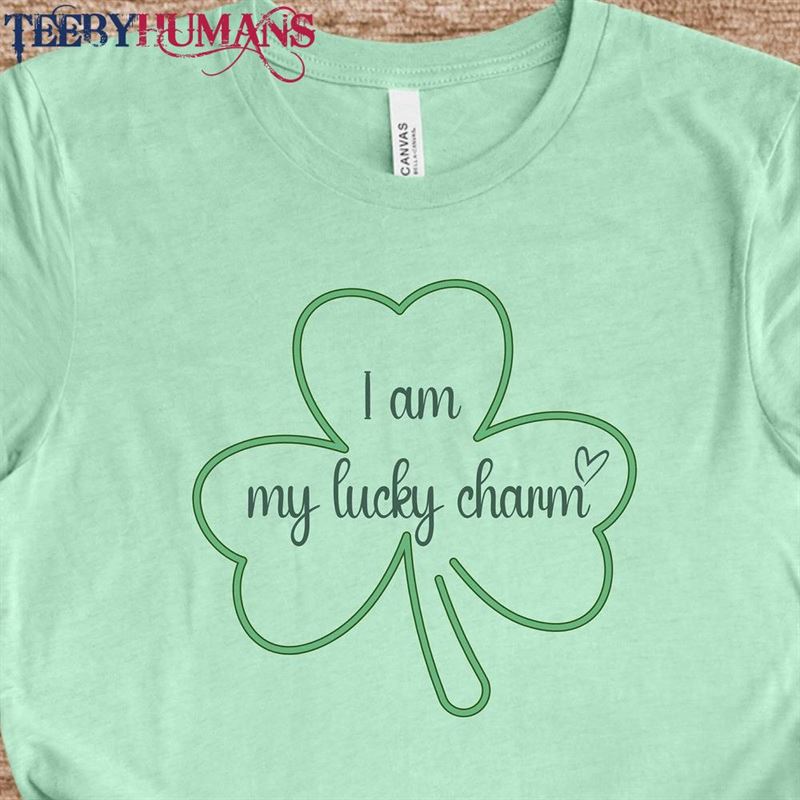 St Patrick’s Day Unisex Tee I Am My Lucky Charm Shirt Classic T-Shirt