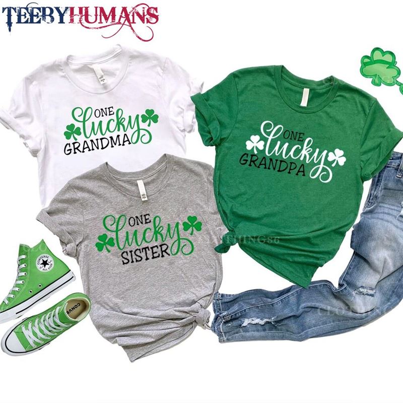 St Patricks Family One Lucky Mama Gift Tee Unisex Sweatshirt