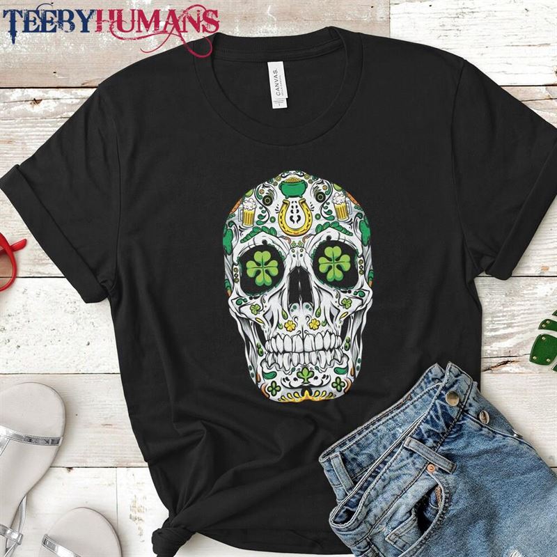 Sugar Skull St Patricks Day Funny Men Women Lucky Shamrock T-Shirt Sweatshirt Classic