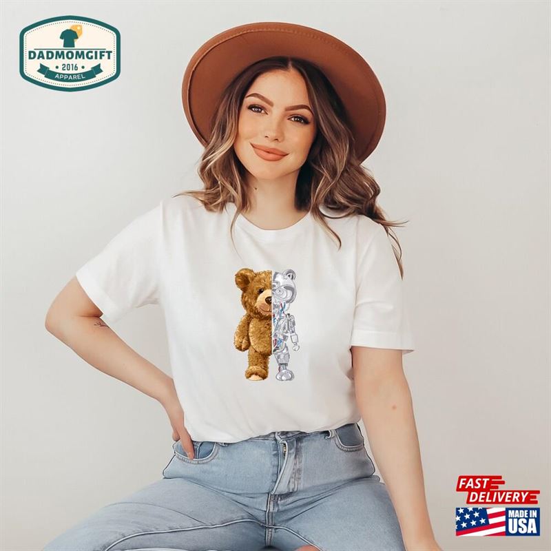 Bear Robotic Shirt Funny T-Shirt For Birthday Vintage Moschino Robot Gangster Classic Sweatshirt