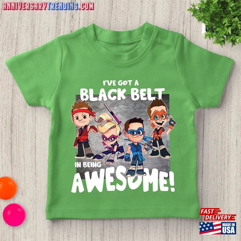 Black Belt In Being Awesome Shirt Ninja Kidz Gift For Kids Classic Sweatshirt – Bipubunny Store