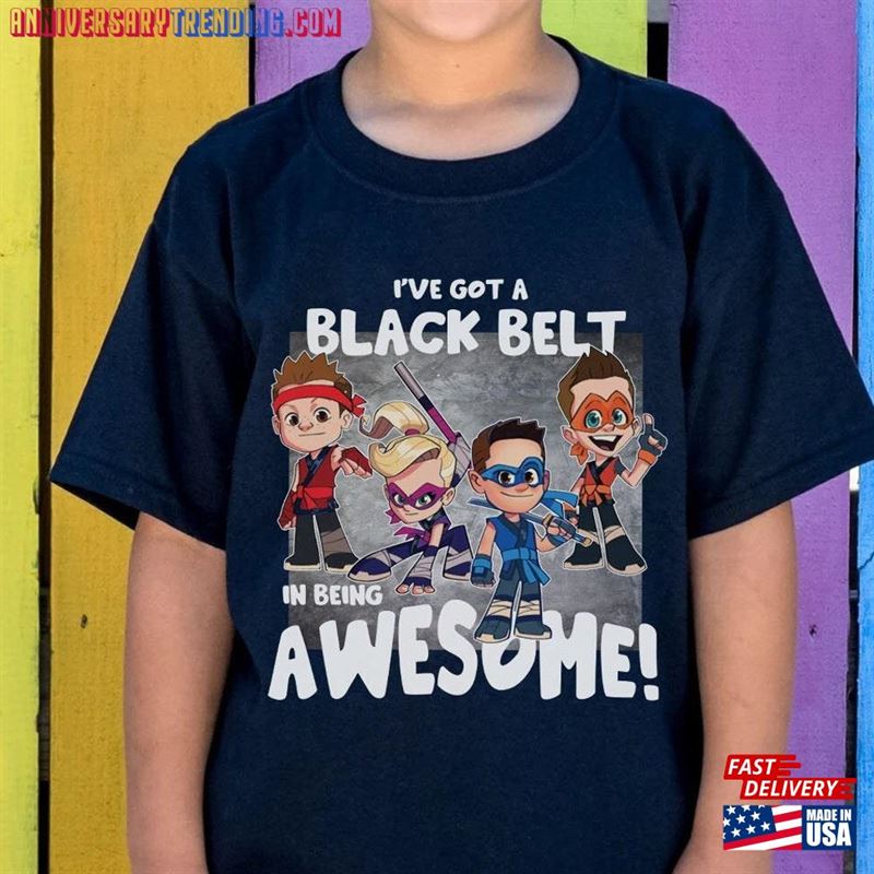 Black Belt In Being Awesome Shirt Ninja Kidz Gift For Kids Sweatshirt Classic – Bipubunny Store