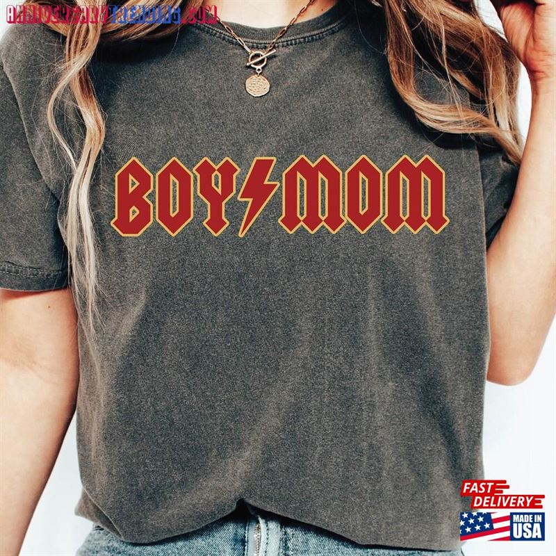 Boy Mom Band Tee Garment Dyed T-Shirt Classic – Bipubunny Store