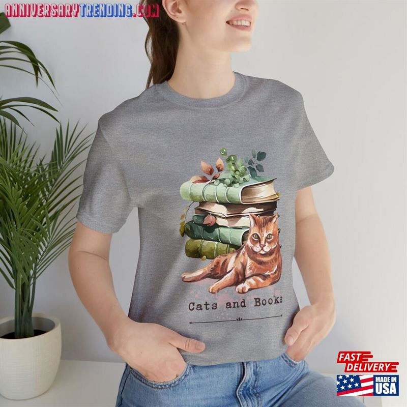 Cats And Books T-Shirt Cat Lover Gift Book Tee Unisex Classic – Bipubunny Store