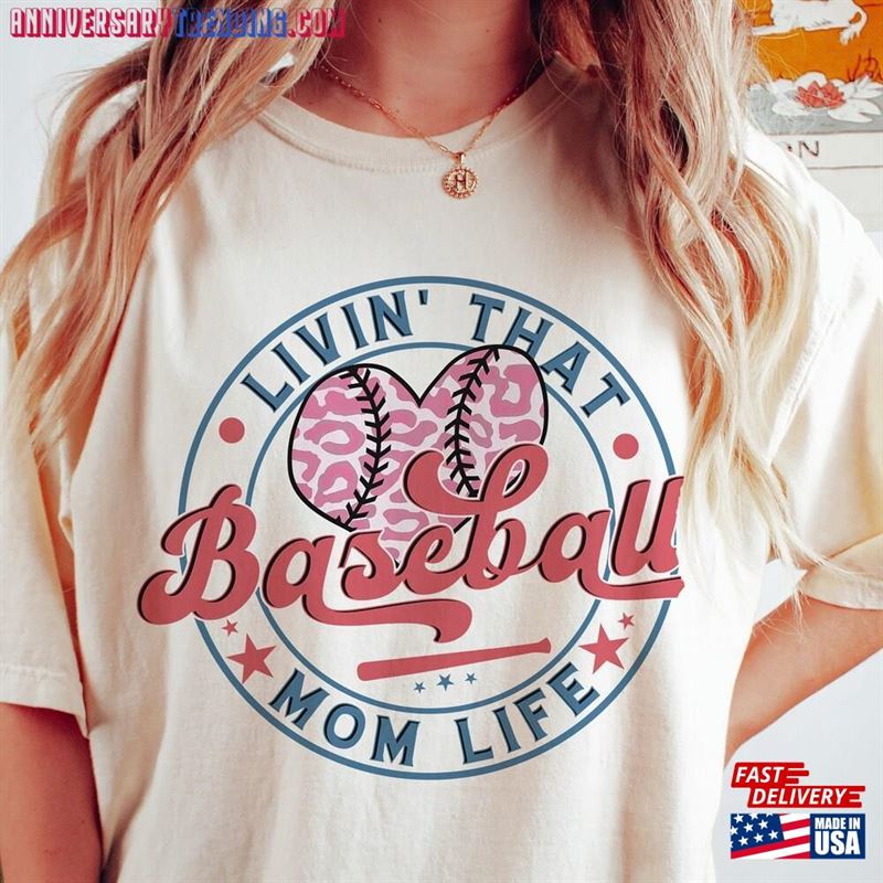 Comfort Colors Livin’that Baseball Mom Life Retro Mama T-Shirt Cclvtbsmlr Sweatshirt Classic – Bipubunny Store