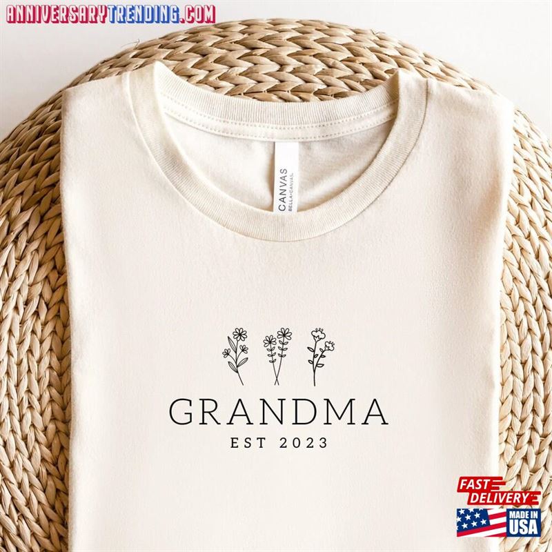 Custom Grandma Wildflowers Est Shirt Nana Tshirt Gift For Grandmother Hoodie T-Shirt – Bipubunny Store