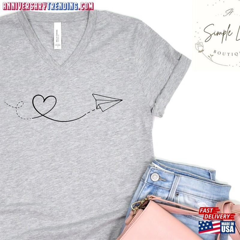 Customizable Heart Jet V Neck Fighter T-Shirt Female Pilot Military Spouse Shirt Gift Paper Airplane Tee F16 F15 Sweatshirt Classic – Bipubunny Store