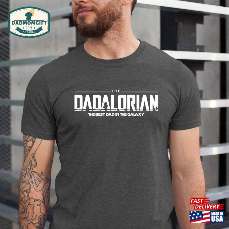 Dadalorian Shirt Father’s Day T-Shirt Sweatshirt