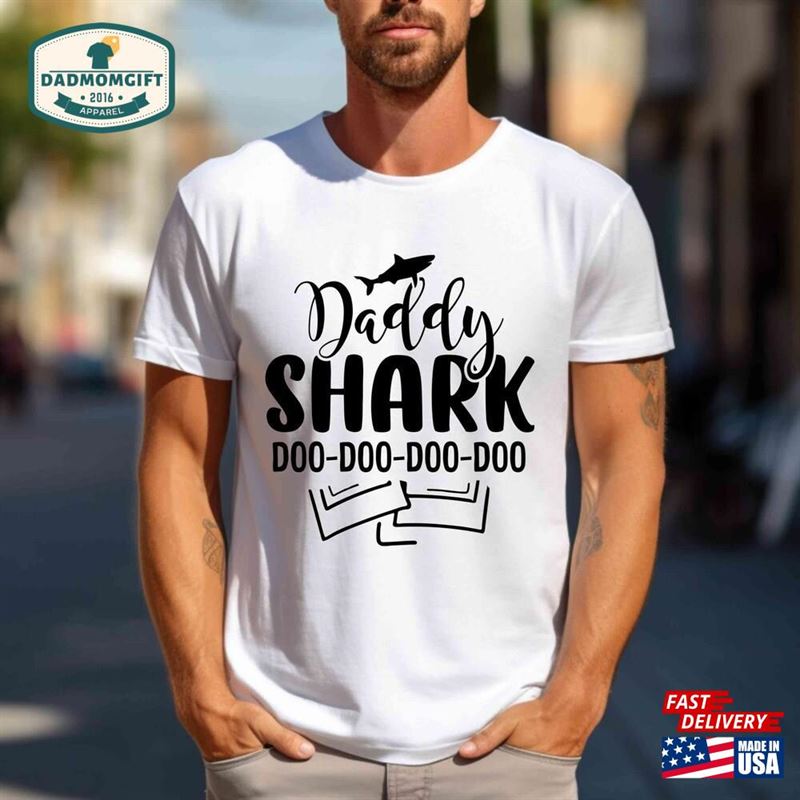 Daddy Shark Shirt Funny Dad For Gifts New Hoodie Classic